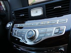 2011款 M37 3.7L 自动 