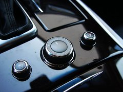 2011款 M37 3.7L 自动 