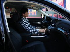 2011款 M37 3.7L 自动 
