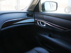 2011款 M37 3.7L 自动 
