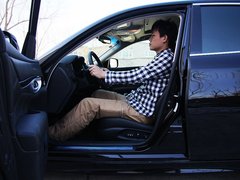 2011款 M37 3.7L 自动 