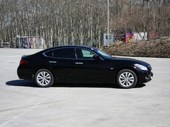 2011款 M37 3.7L 自动 