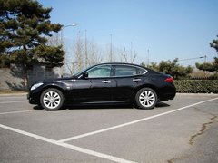 2011款 M37 3.7L 自动 