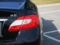 2011款 M37 3.7L 自动 
