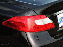 2011款 M37 3.7L 自动 