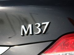 2011款 M37 3.7L 自动 