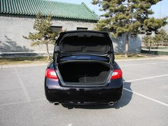 2011款 M37 3.7L 自动 