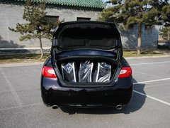 2011款 M37 3.7L 自动 