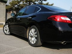 2011款 M37 3.7L 自动 