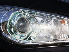2011款 M37 3.7L 自动 
