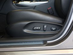 2011款 M37 3.7L 自动 