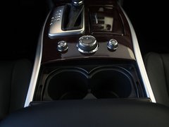 2011款 M37 3.7L 自动 