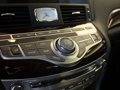 2011款 M37 3.7L 自动 