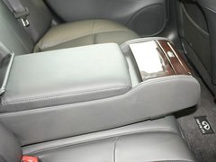 2011款 M37 3.7L 自动 