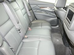 2011款 M37 3.7L 自动 