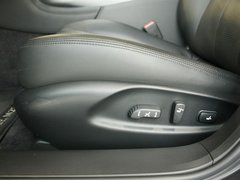 2011款 M37 3.7L 自动 