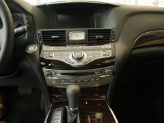2011款 M37 3.7L 自动 