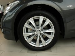 2011款 M37 3.7L 自动 
