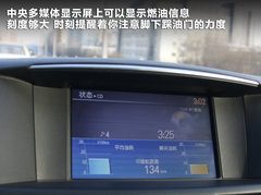 2011款 M37 3.7L 自动 