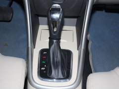2010款 1.5L 自动 豪华型