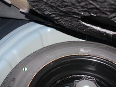 2010款 1.5L 自动 豪华型