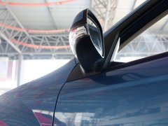 2010款 1.5L 自动 豪华型