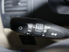 2010款 1.5L 自动 豪华型