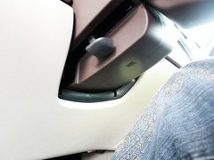2011款 3.0 自动 旗舰版 5座