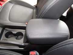 2011款 2.0L 自动 两驱版 Premium 5座