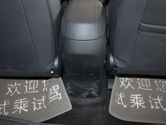 2011款 2.0L 自动 两驱版 Premium 5座