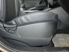 2011款 2.0L 自动 两驱版 Premium 5座