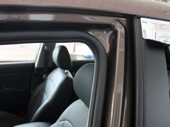 2011款 2.0L 自动 两驱版 Premium 5座