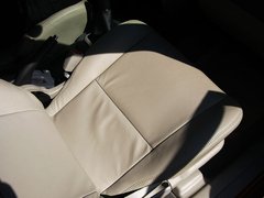 2011款 1.4 手动 两厢豪华Ⅰ型