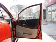 2011款 1.4 手动 两厢豪华Ⅰ型