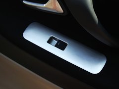 2011款 1.4 手动 两厢豪华Ⅰ型