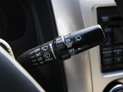 2011款 1.4 手动 两厢豪华Ⅰ型