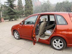 2011款 1.4 手动 两厢豪华Ⅰ型