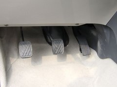 2011款 1.4 手动 两厢豪华Ⅰ型