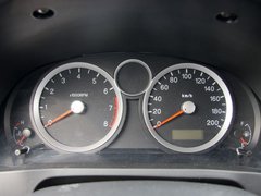 2011款 1.4 手动 两厢豪华Ⅰ型