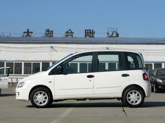 2010款 1.6L 手动 豪华型 5座