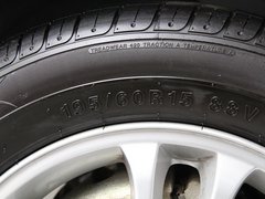 2011款 1.6L 手动 尊雅型