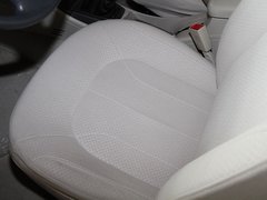 2011款 1.6L 自动 尊雅型