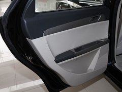 2011款 1.6L 自动 尊雅型