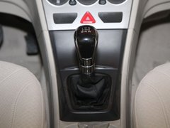2011款 1.6L 自动 尊雅型