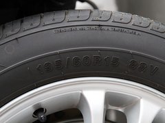 2011款 1.6L 自动 尊雅型