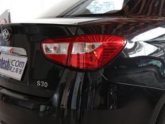 2011款 1.6L 自动 尊雅型