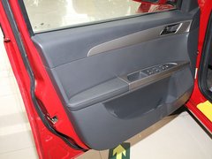 2011款 1.6L 自动 尊贵型