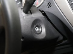 2011款 1.6L 自动 尊贵型
