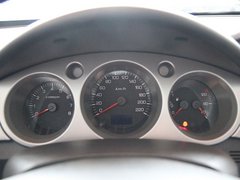 2011款 1.6L 自动 尊贵型