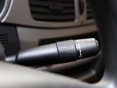 2011款 1.6L 自动 尊贵型